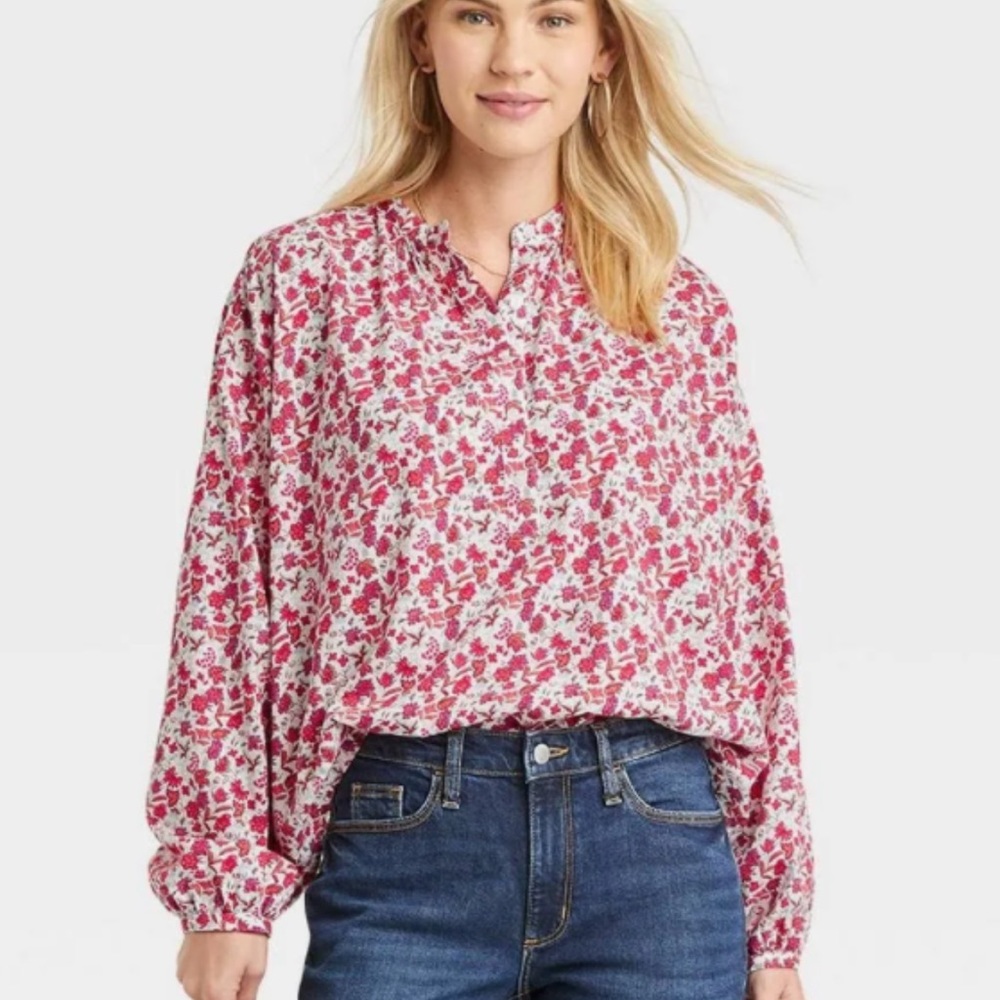 Universal Thread, Puff Blouse, Balloon style, Poet, floral long sleeve